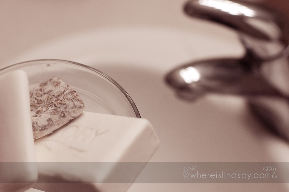 Bathroom 012.jpg